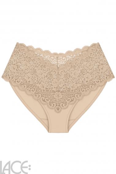 Triumph - Amourette Full brief