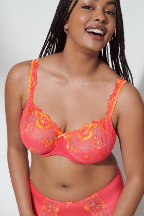 Plus Size Women's Lace Bra With Underwire